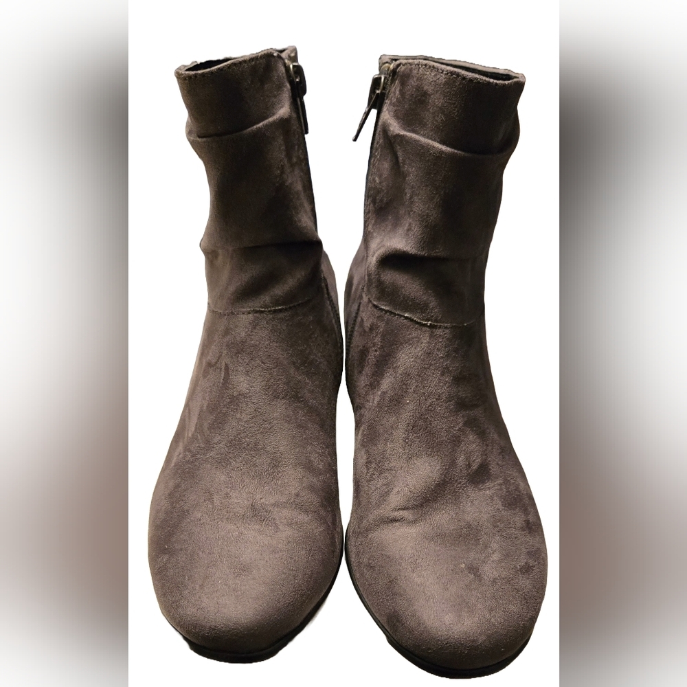 Aerosoles Womens Shore Fit Grey Closed Toe Ankle Fashion Boots Ruched Sz 7